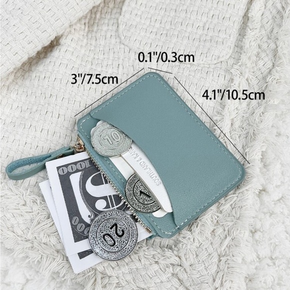 ⚠️Clearance Baby Blue Small & Slim Cardholder / Wallet - Picture 2 of 4